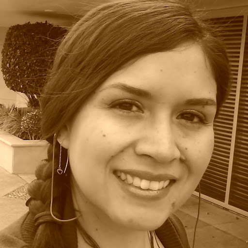 Jacqueline Luna Photo 4