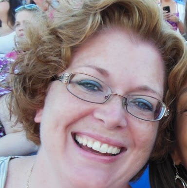 Christine Howard Photo 32