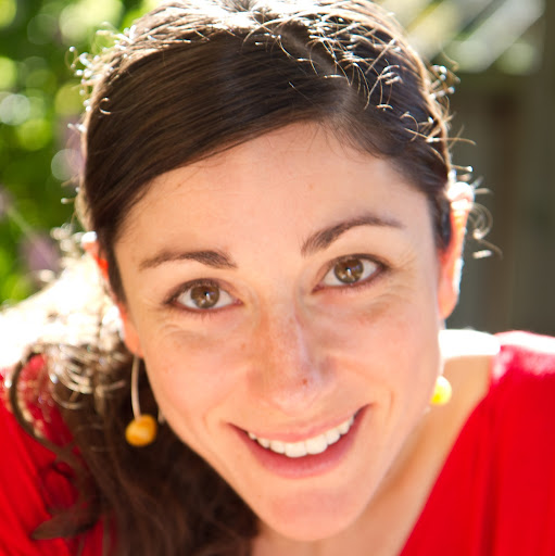 Laura Landy Photo 4
