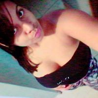 Lizbeth Robles Photo 10