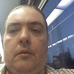 Robert Peters Photo 21