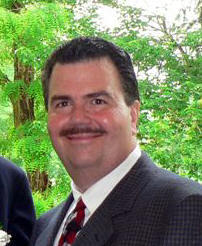 Donald Brown Photo 6