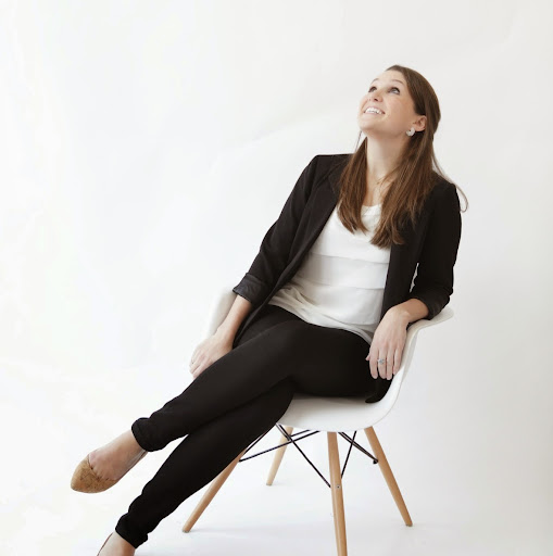 Sarah Bonn Photo 8