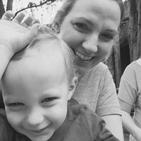 Nicole Lowry Photo 16