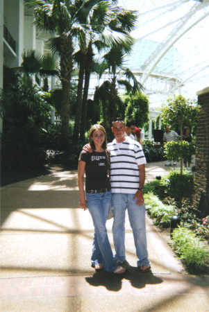 Julie Vaughn Photo 32