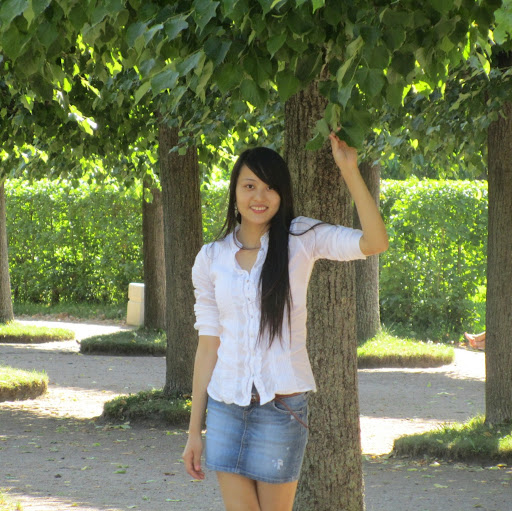 Li Yu Photo 12