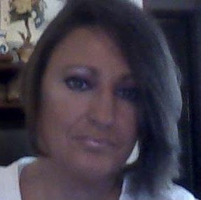 Shelly Hamilton Photo 23