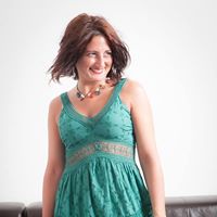 Laura Fanelli Photo 19