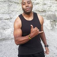 Charles Holmes Photo 34