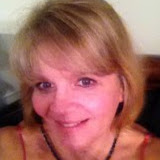 Paula Phillips Photo 32