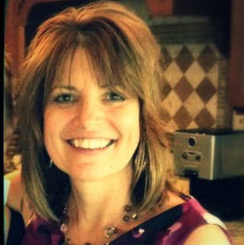 Julie Anderson Photo 39