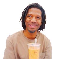 Roderick Combs Photo 5