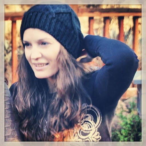 Rebekah Moore Photo 16