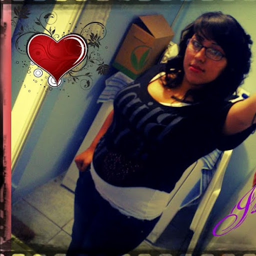Maria Elizalde Photo 12