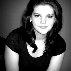 Brittany Lynch Photo 17