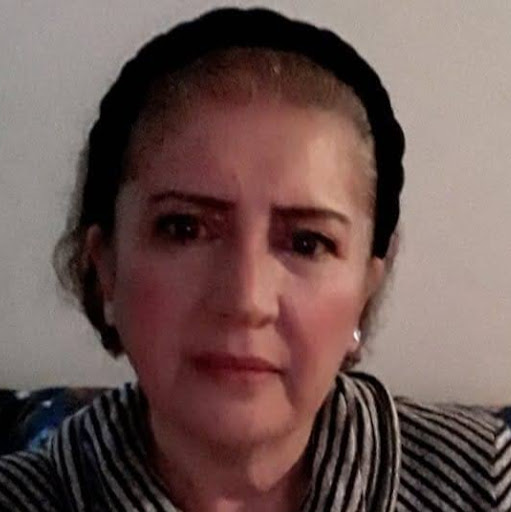 Martha Salinas Photo 10