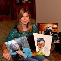 Samantha Dickenson Photo 4