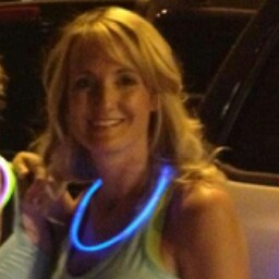 Amanda Gish Photo 3