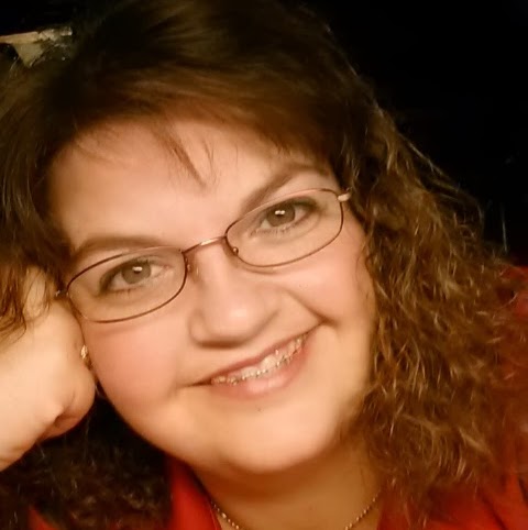 Gail Thompson Photo 31