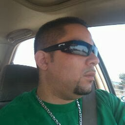 Luis Santiago Photo 39