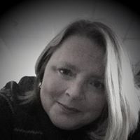 Amy Owens Photo 34