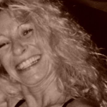 Shellie Chambers Photo 19
