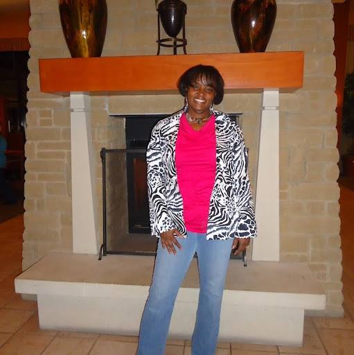 Tracy Riley Photo 16