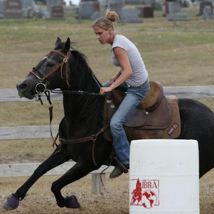 Melanie Congdon Photo 9