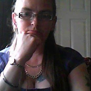 Julie Sheffield Photo 37