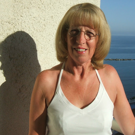 Christine Ashton Photo 35