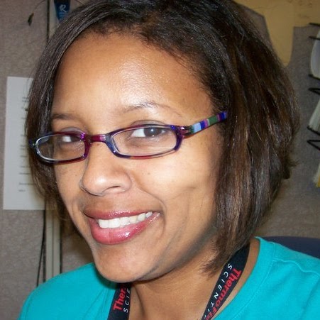 Alexis Walker Photo 4