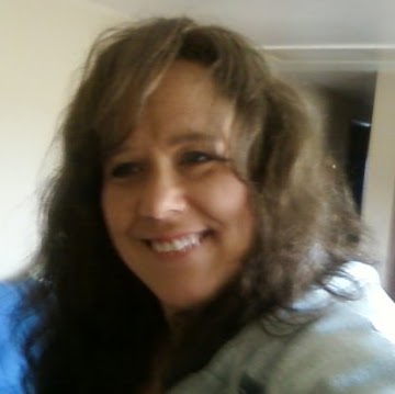 Carolee Clark Photo 10