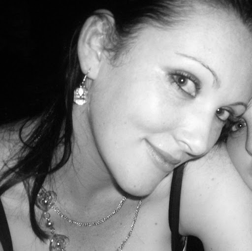 Jennifer Rich Photo 17