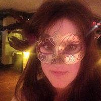 Heather Taylor Photo 15