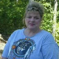 Connie Wolfe Photo 33