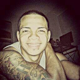 Dexter Taylor Photo 6