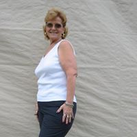 Carol Anglin Photo 22