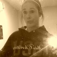 Chelsey Foster Photo 10