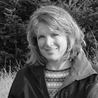 Julie Mcelroy Photo 6