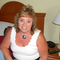 Angela Huffman Photo 32