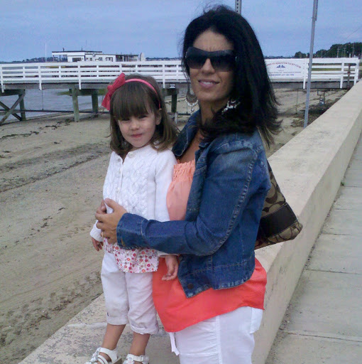 Andrea Foley Photo 17
