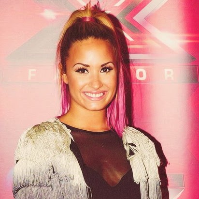 Lisa Lovato Photo 27