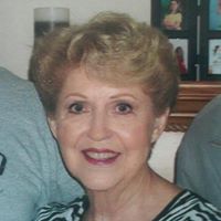 Ruth Mercer Photo 26