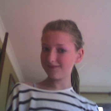 Amber Walker Photo 8