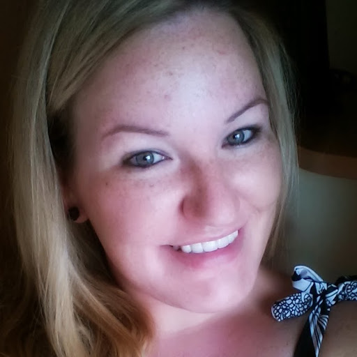 Shannon Riggins Photo 19