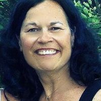 Theresa Beyer Photo 9