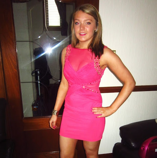 Vicky Taylor Photo 19