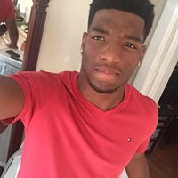 Aubrey Robinson Photo 3