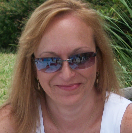 Debbie Thomas Photo 15