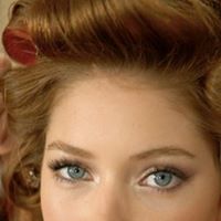 Emma Greene Photo 9